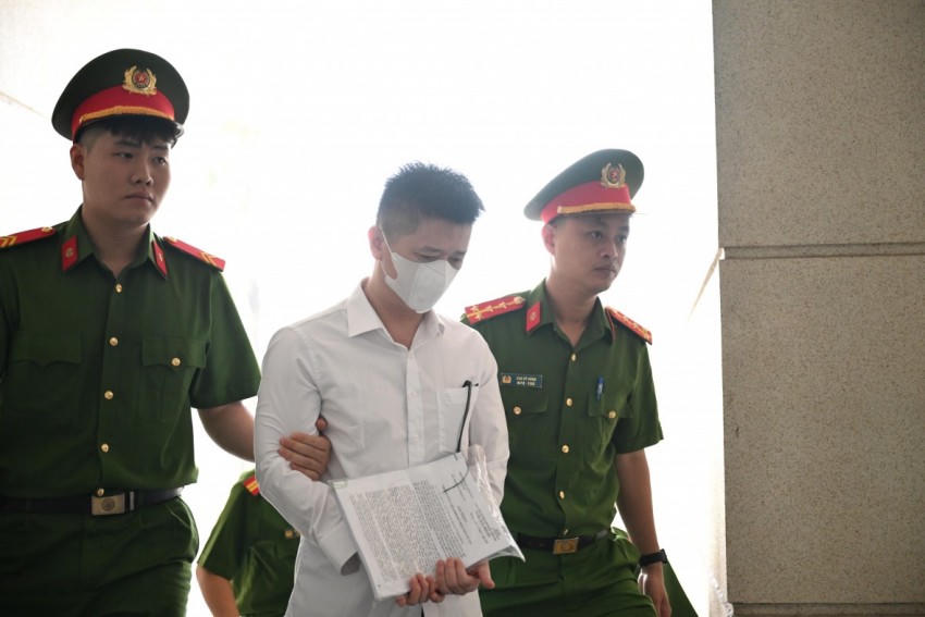 Trong vụ án, Tập đoàn Thuận An bị cáo buộc tham gia đấu thầu, trúng thầu và thi công các gói thầu của dự án tại các tỉnh Bắc Giang (trước đây, nay là tỉnh Bắc Ninh), Tuyên Quang, Quảng Ninh, TP Hà Nội và tại Bộ GTVT (trước đây, nay là Bộ Xây dựng) trái quy định...