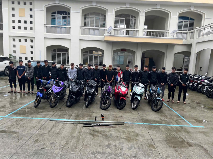 Nhóm 21 đối tượng liên quan bị triệu tập làm việc, trong đó có 14 đối tượng bị khởi tố. (Ảnh: Công an TP Đà Nẵng)
