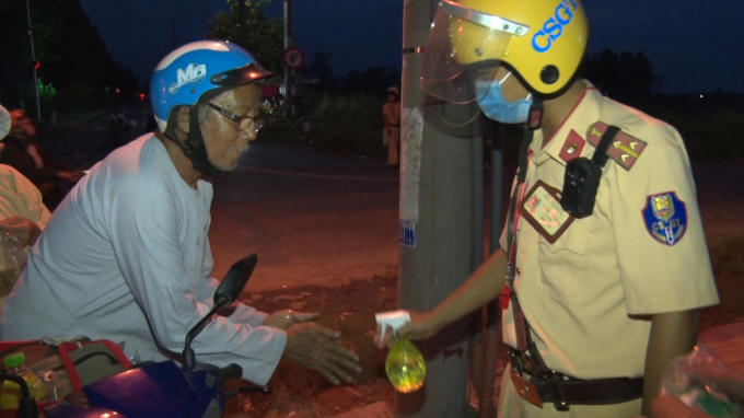 17f0fb03147be425bd6a