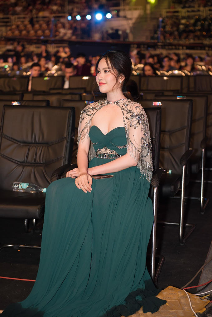 Nam Em tiết lộ tăng 8kg vì ngủ ngon, ăn khỏe và yêu đời