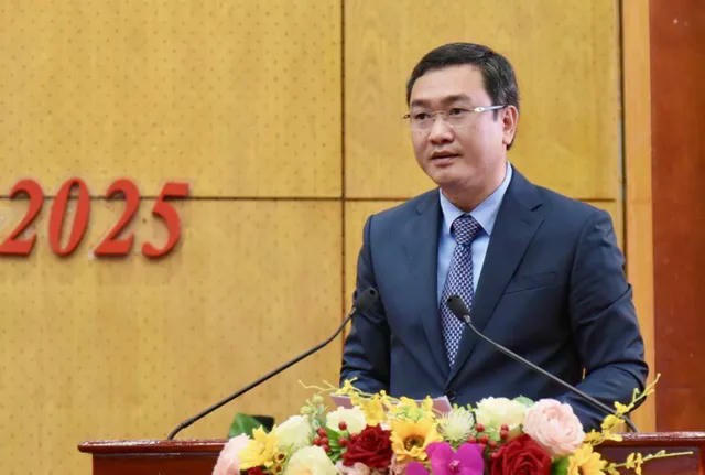 Tân Chủ tịch UBND tỉnh Lạng Sơn Nguyễn Cảnh Toàn.