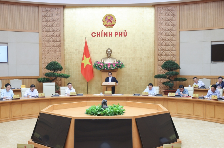 Thủ tướng Phạm Minh Chính chủ trì Phiên họp Chính phủ chuyên đề pháp luật lần thứ 2 trong tháng 4/2025 - Ảnh: VGP