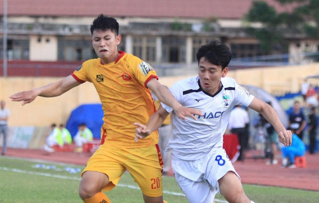 Trận đấu giữa Đông Á Thanh Hóa với Hoàng Anh Gia Lai sẽ không có khán giả