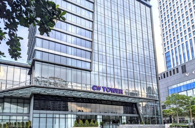 Vợ lãnh đạo CII mua “chui” cổ phiếu