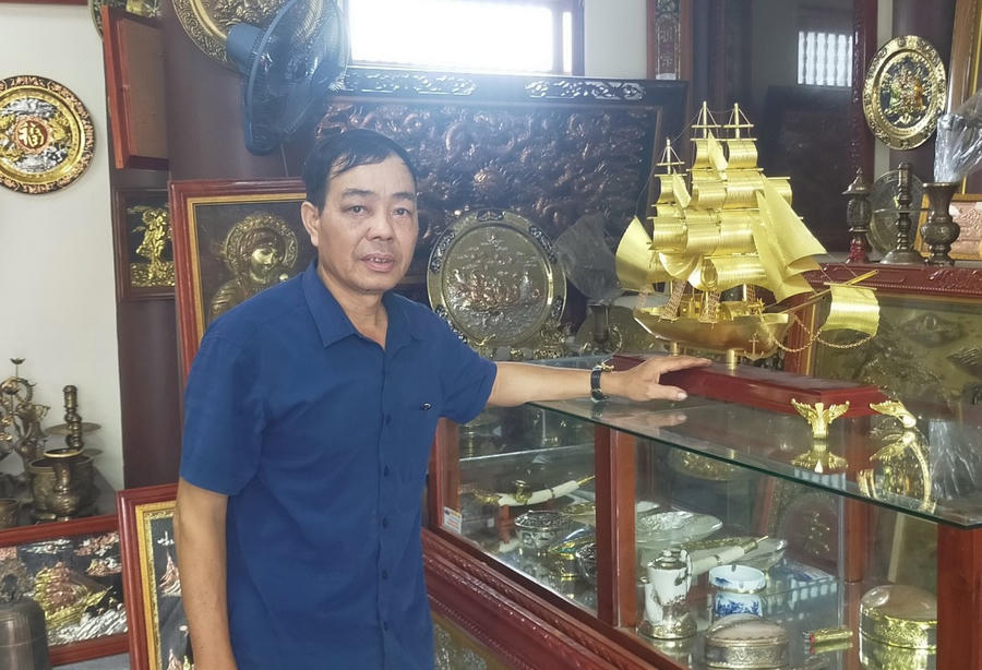 Bức tranh "Thuận buồm xuôi gió" của ông Triệu Đăng Khoa