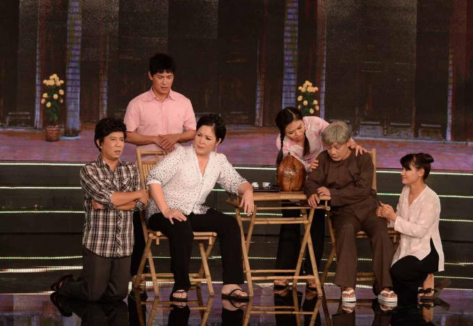 NSND Hồng Vân và Minh Nhí có mối hiềm khích không thể hòa giải.