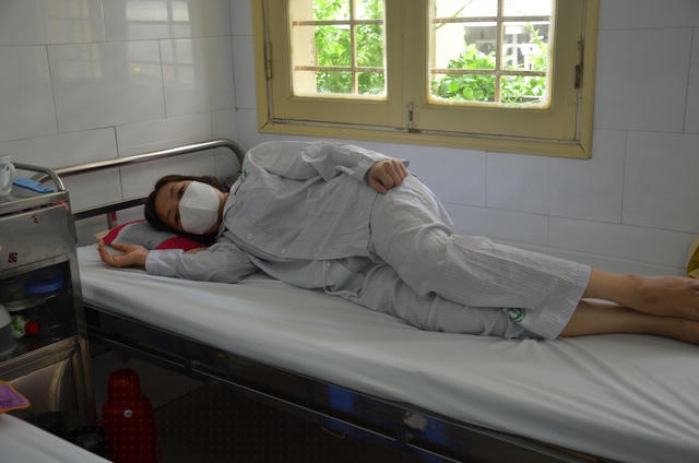 Chị Thủy cho biết, thời gian đầu sợ gia đình sốc chị không chia sẻ bệnh mà tự mình đến viện điều trị