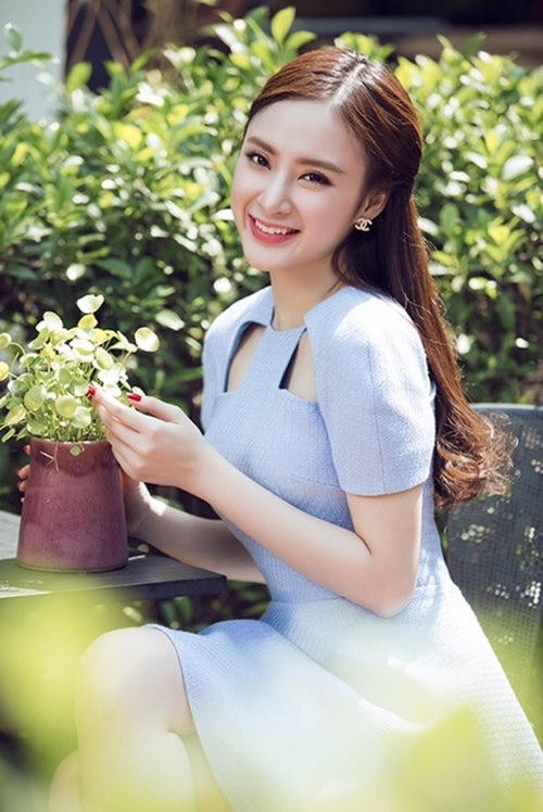 Nhưng từ khi quyết định thay đổi hình ảnh thì cô lại khiến nhiều người thất vọng. Ảnh: internet.