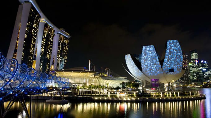 Khách sạn có view thành phố đầy sang trọng