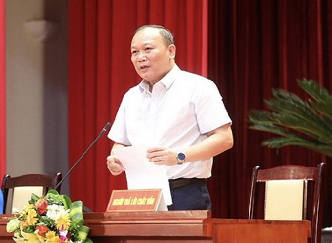 Giám đốc Sở LĐTB&XH Nguyễn Hoài Sơn giải trình trước HĐND tỉnh về công tác đào tạo nghề trên địa bàn tỉnh.