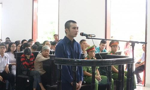 Bị cáo Hồ Bình Minh Luân. Ảnh: báo Giao thông