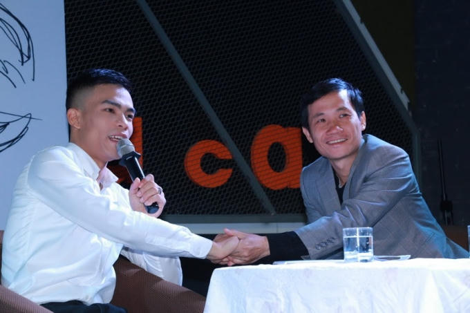 Nhạc sĩ Quang Long chúc mừng sản phẩm âm nhạc "Ngày trôi về phía cũ" của nhạc sĩ Dương Trường Giang