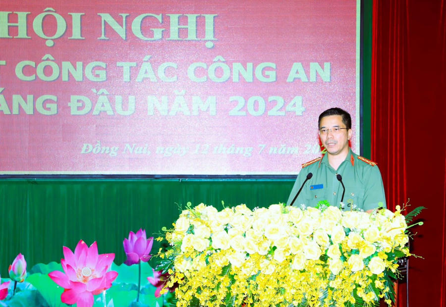 Giám đốc Công an tỉnh Đồng Nai Nguyễn Hồng Phong phát biểu tại Hội nghị.