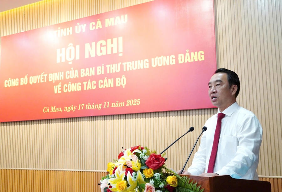 Ông Lữ Quang Ngời – Tân Phó Bí thư Tỉnh ủy Cà Mau, phát biểu nhận nhiệm vụ.
