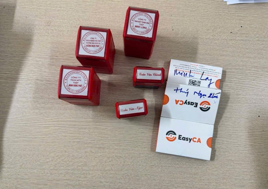 Con dấu, Token của các “Công ty ma” . (Ảnh: CABN)