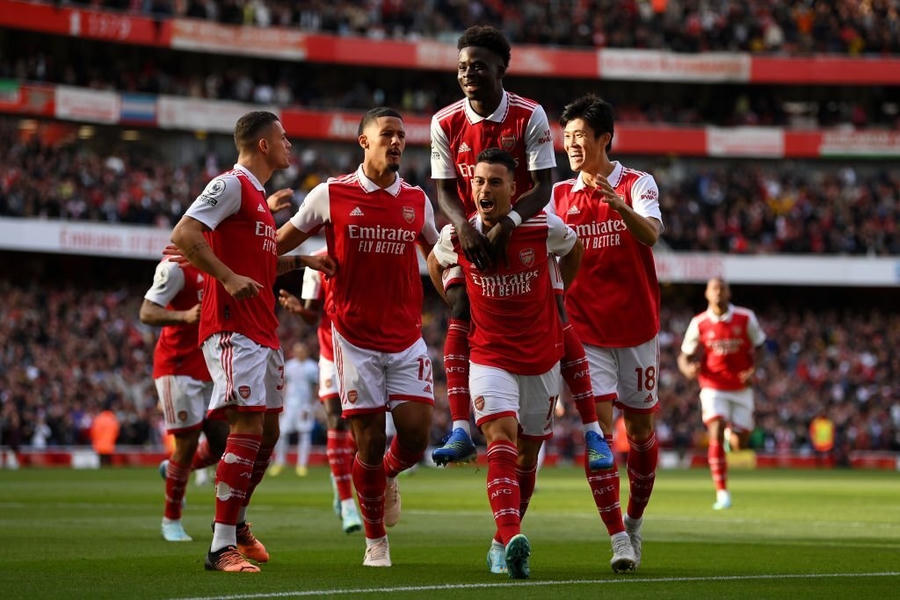 Bộ ba Saka - Martinelli - Jesus có trận đấu thăng hoa giúp Arsenal đánh bại Liverpool. Ảnh: Reuters.