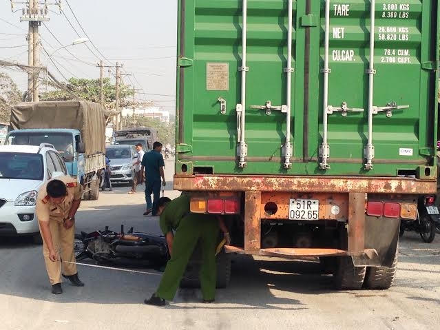 Cơ quan công an đang điều tra nguyên nhân vụ TNGT nghiêm trọng này