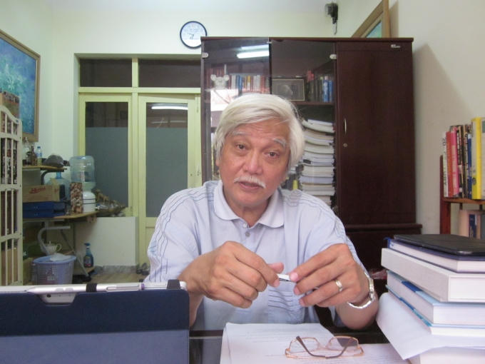 Nhà sử học Dương Trung Quốc trao đổi với PV Phapluatplus.vn.