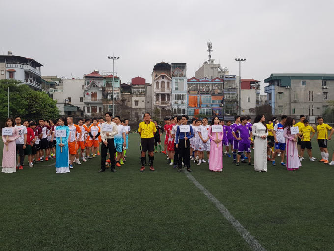 Các đội tham gia tranh tài.