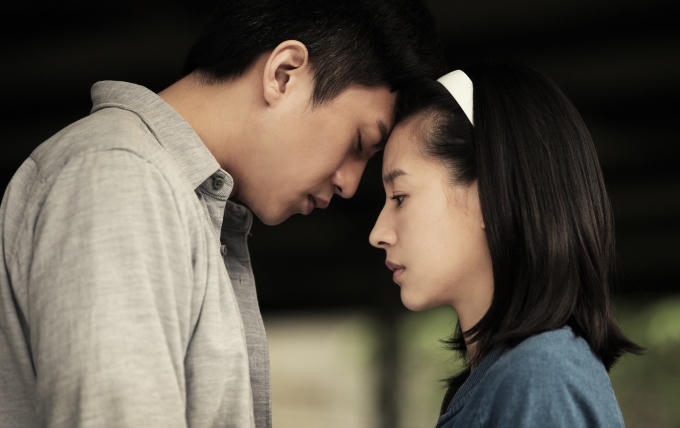 Đặng Siêu (Tiêu Nhiên) và Đổng Khiết (Hàn Linh) trong phim