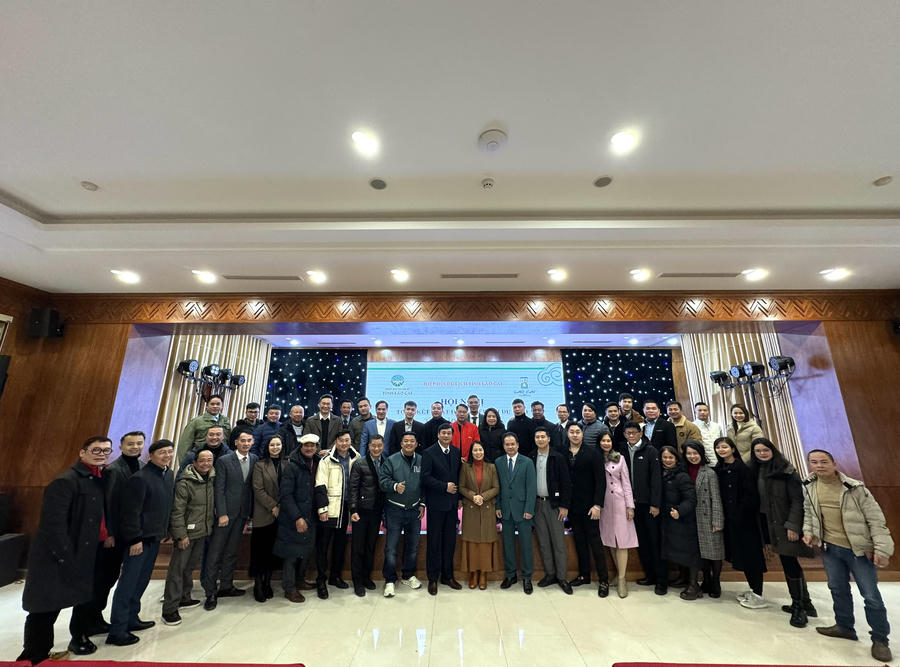 z5005848190850_946860c45445ddb151d650033354a135