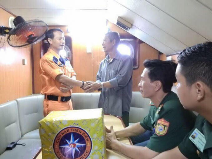 Trung tâm Phối hợp tìm kiếm cứu nạn hàng hải Việt Nam giải cứu được 6 ngư dân bị gặp nạn trên biển.
