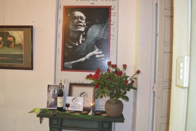 , Trịnh có nhiều ca khúc viết về Huế, mang tính cách, âm hưởng và hơi thở của Huế.