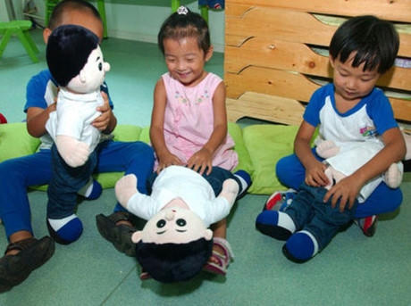 Trẻ nhỏ cần biết về giáo dục giới tính ngay còn ở trong độ tuổi mẫu giáo. (Ảnh minh họa)