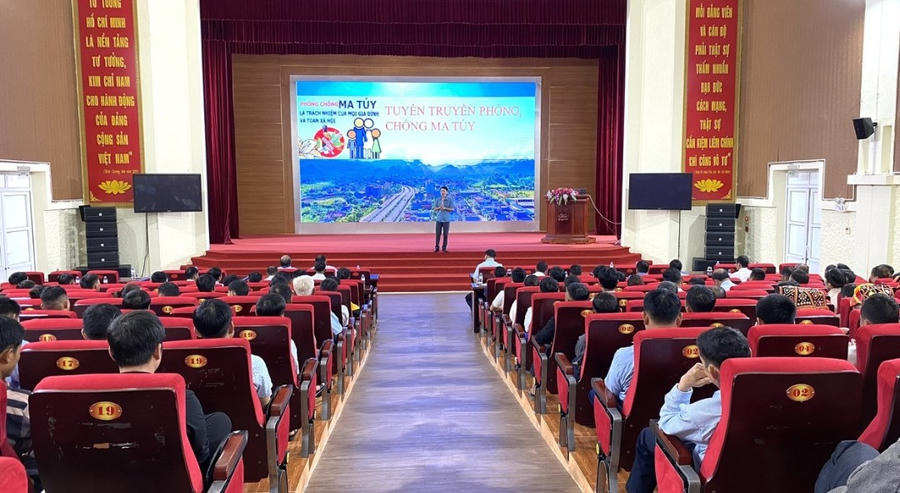 z4776008023332_8257a6c13ecddb453e2b248b74c8e46d