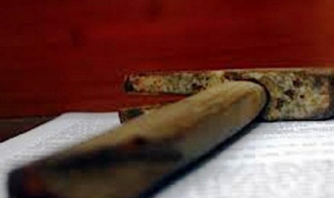 Nghi can đã dùng búa đinh gây án khiến ông Hà tử vong (Ảnh minh họa).
