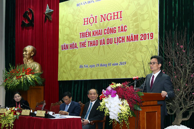 Phó Thủ tướng Vũ Đức Đam cho rằng ngành văn hoá phải ý thức trách nhiệm hơn nữa trong khắc phục tình trạng đạo đức xã hội xuống cấp. Ảnh: VGP/Đình Nam