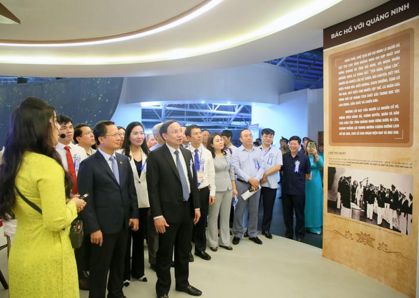 hinh-anh-quang-ninh-60-nam-qua-duoc-tai-hien-tai-trien-lam-929