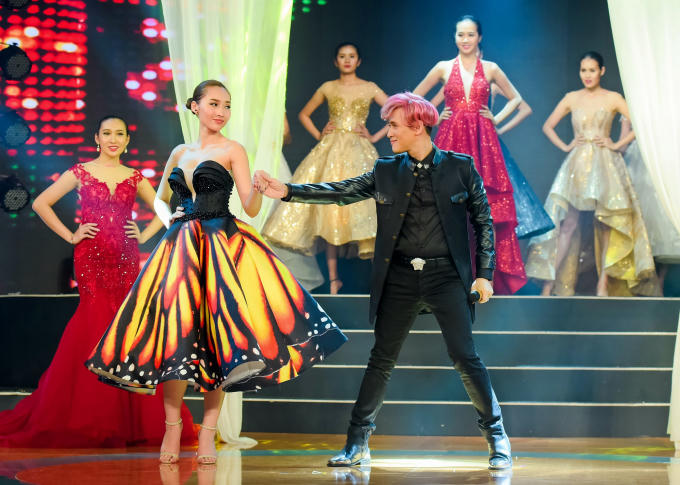 Kh&aacute;nh Thi khiến kh&aacute;n giả đứng tim bởi m&agrave;n nh&agrave;o lộn nhiều v&ograve;ng trong S&agrave;i G&ograve;n Đ&ecirc;m Thứ 7