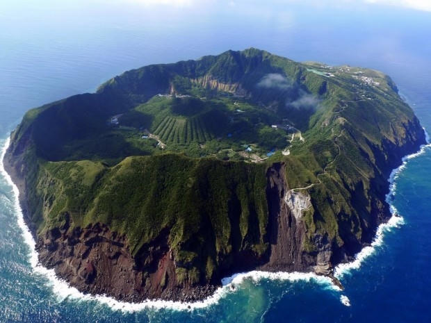 Hòn đảo Aogashima Nhật Bản