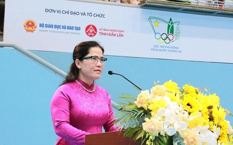 Thứ trưởng Bộ Giáo dục và Đào tạo Nguyễn Thị Kim Chi phát biểu tại lễ khai mạc Hội khỏe.