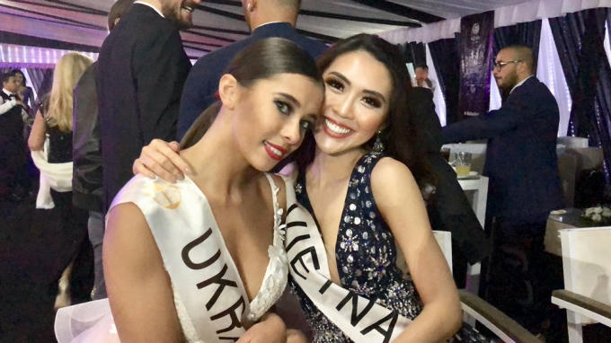 Tường Linh đoạt giải Hoa hậu được y&ecirc;u th&iacute;ch nhất v&agrave; v&agrave;o b&aacute;n kết Miss Intercontinental 2017
