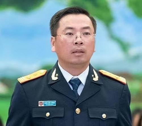 Ông Trần Đức Hùng, Phó Cục trưởng Cục Hải quan là người phát ngôn của Cục Hải quan.