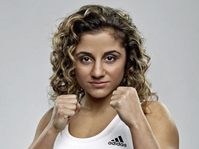 Nữ hoàng boxing Syuzanna Kentikyan.