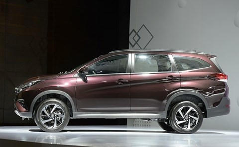 Toyota ra mắt bộ ba giá rẻ: Tham vọng “bành trướng” thị trường Việt