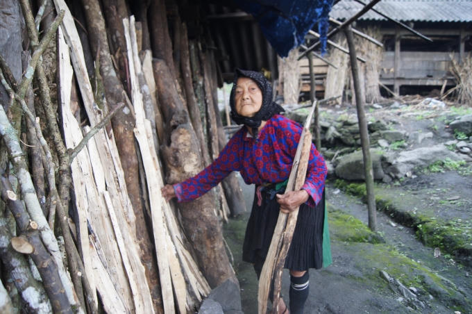 Cụ Lò Thị Mỷ (97 tuổi)