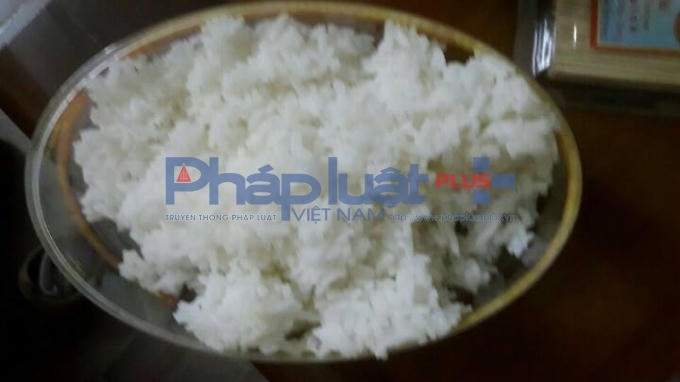 Số cơm khác nấu từ ngày 29/2 để 3 ngày vẫn không hỏng.