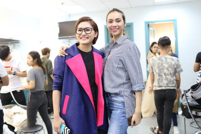 Sau Sing My Song, Vicky Nhung mang hit &ldquo;Việt Nam những chuyến đi&rdquo; l&ecirc;n s&acirc;n khấu lớn