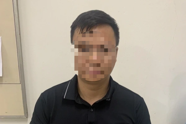 Người đàn ông hành hung bé gái 4 tuổi tại khu vui chơi khai gì? - 1