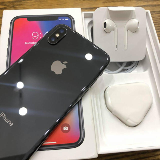iPhone X cũng là mặt hàng được nhiều người tìm mua lại