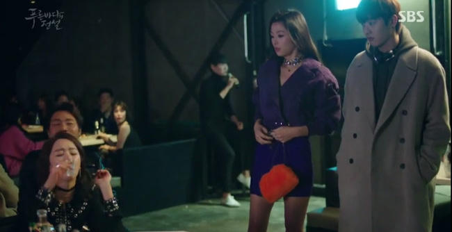 Huyền thoại biển xanh tập 15: Joon Jae được phen sửng sốt khi thấy Shim Chung đi bar