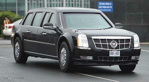 Xe "Quái thú" phục vụ Tổng thống Donald Trump tại Hà Nội. Ảnh: VnExpress