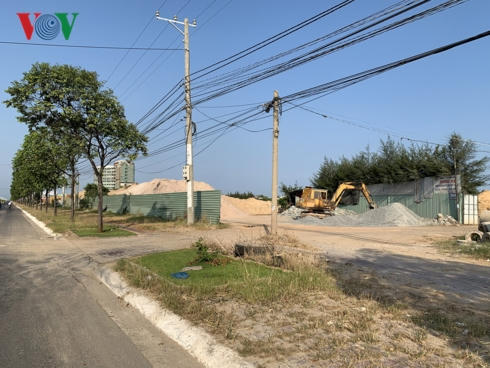 Bãi tập kết trên đã tồn tại hơn 2 năm nay.