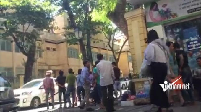 Tuy nhiên việc xin tinh trùng tại ngân hàng dự trữ của bệnh viện phải tuân thủ nhiều quy định khắt khe.