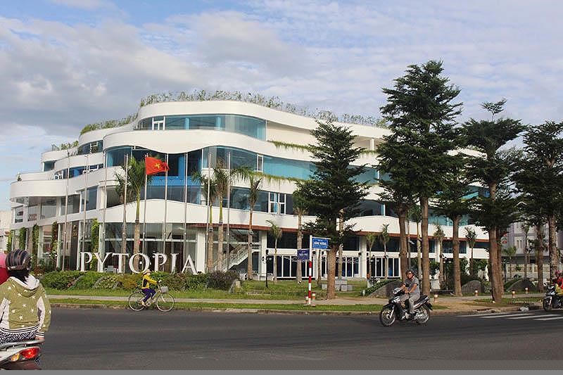 Khu đất A11 Hùng Vương đã xây dựng Trung tâm Hội nghị- tiệc cưới Pytopia.