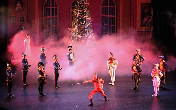Vở ballet kinh điển “Kẹp hạt dẻ” hứa hẹn sẽ là "món ăn tinh thần" đầy thi vị.